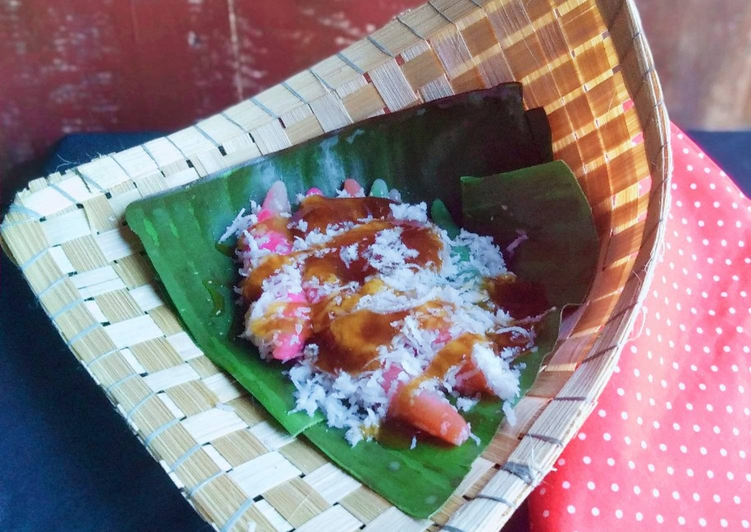 Aneka Kue Basah Dari Tepung Tapioka